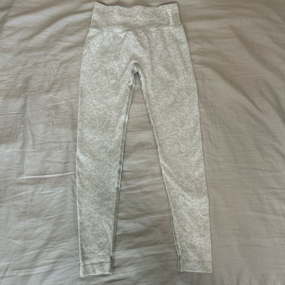 DFYNE grey and white leggings brand new #leggings